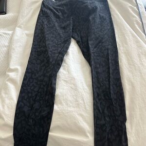Lululemon Athletica Black cheetah Patterned Leggings
